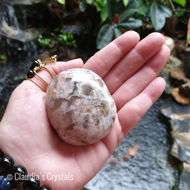 PALM STONES