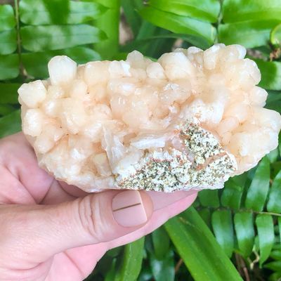 ZEOLITE SPECIMEN - PEACH STILBITE - 4&quot; - India
