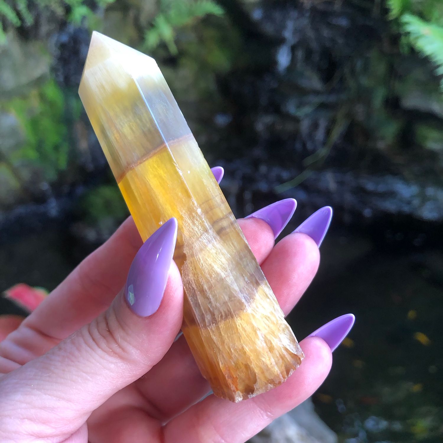 YELLOW FLUORITE - Polished Tower - 9.5cm