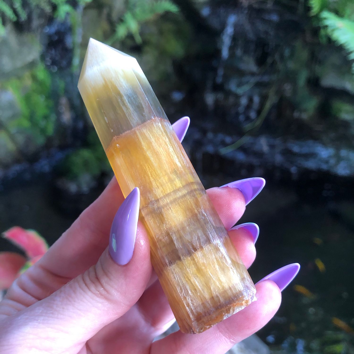 YELLOW FLUORITE - Polished Tower - 9.5cm