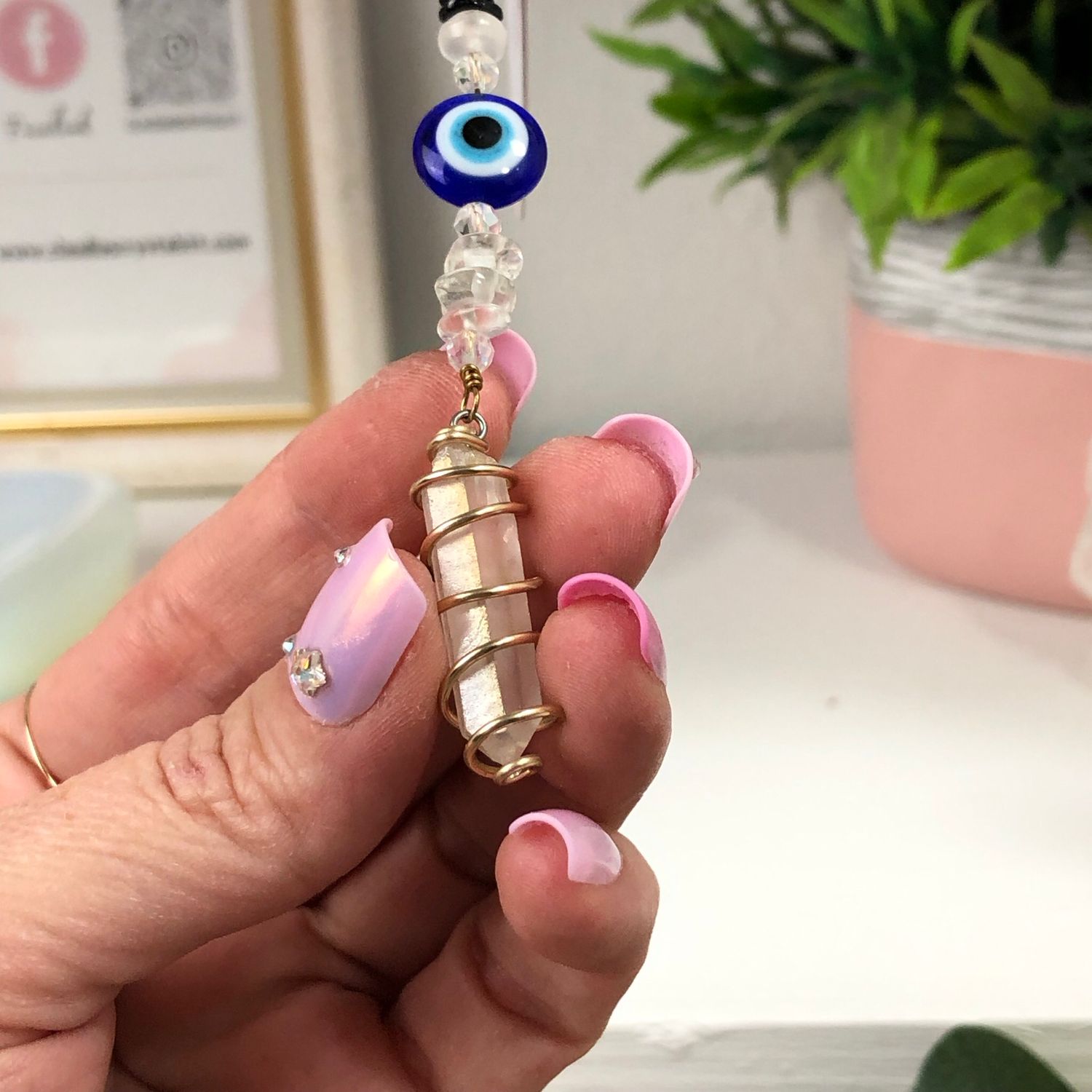 ANGEL AURA QUARTZ POINT &amp; EVIL EYE - Gold Plated Car Shield