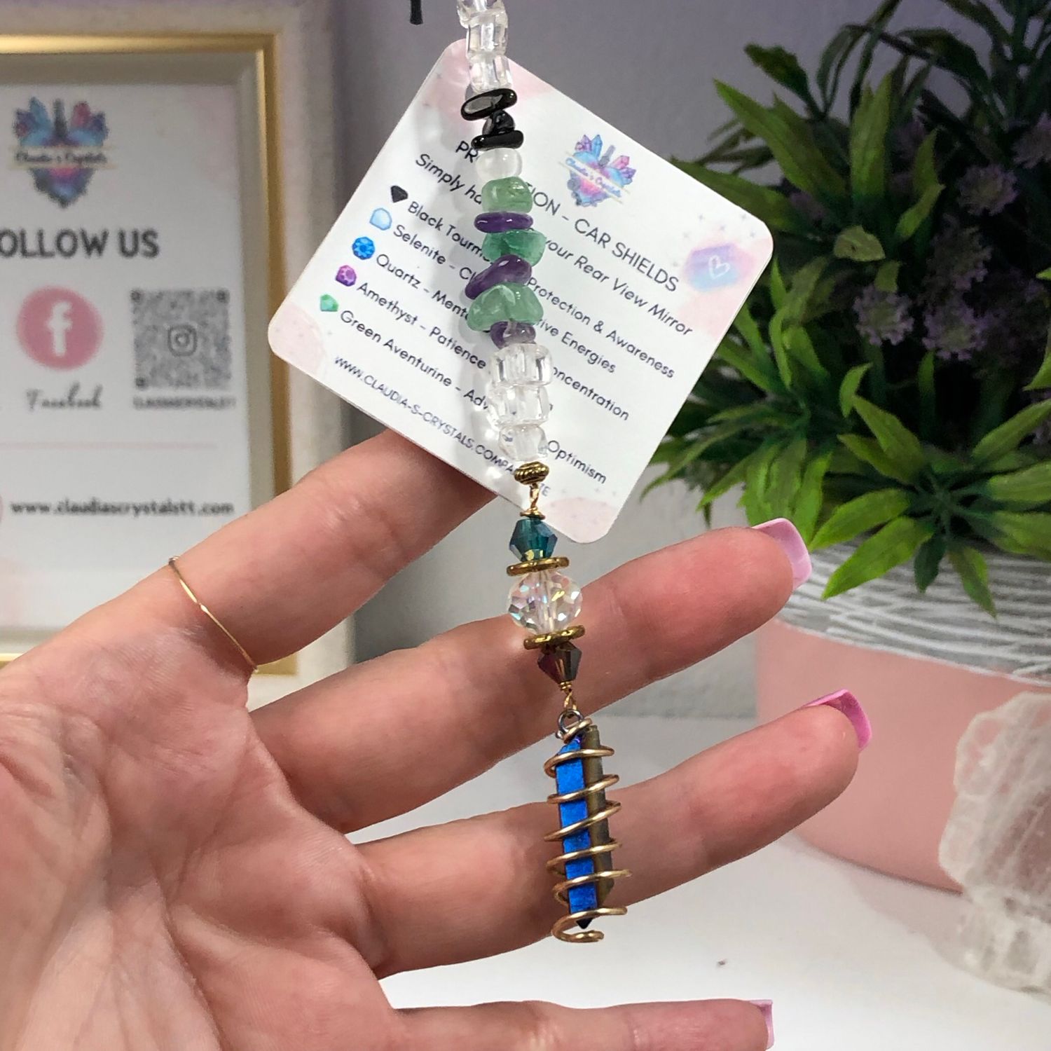 RAINBOW AURA QUARTZ POINT - Car Shield RAINBOW AURA QUARTZ POINT - Car Shield