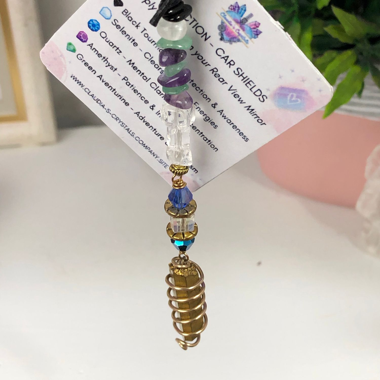 GOLD AURA QUARTZ POINT - Car Shield