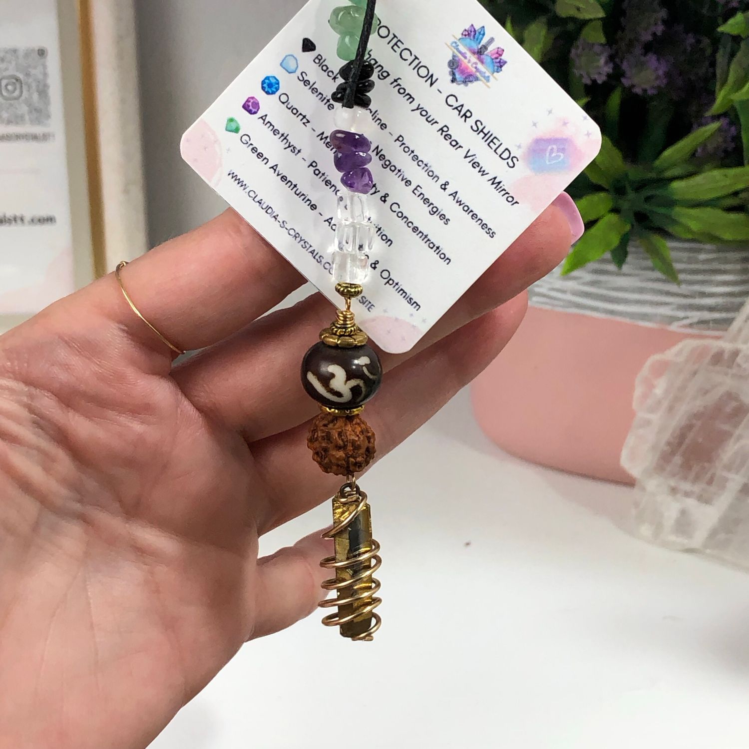 GOLD AURA QUARTZ POINT WITH RUDRAKSHA BEAD &amp; OM - Car Shield