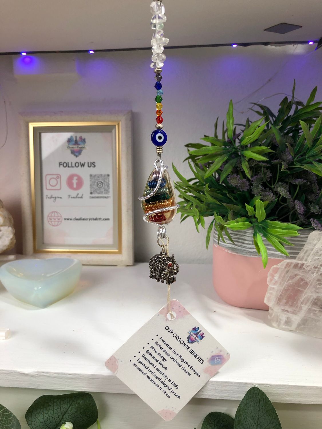 Chakra Orgonite Hanging Charm with Mother & Baby Elephant Chakra Orgonite Hanging Charm with Mother & Baby Elephant