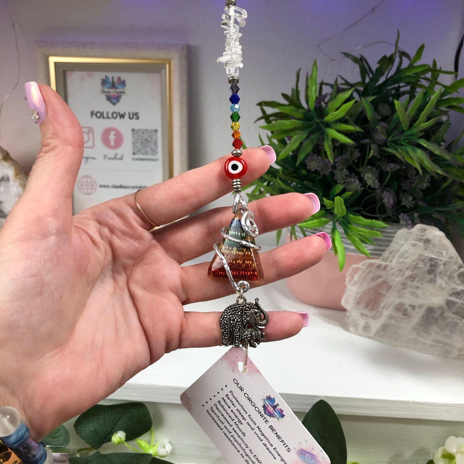 Chakra Orgonite Hanging Charm with Mother & Baby Elephant Chakra Orgonite Hanging Charm with Mother & Baby Elephant