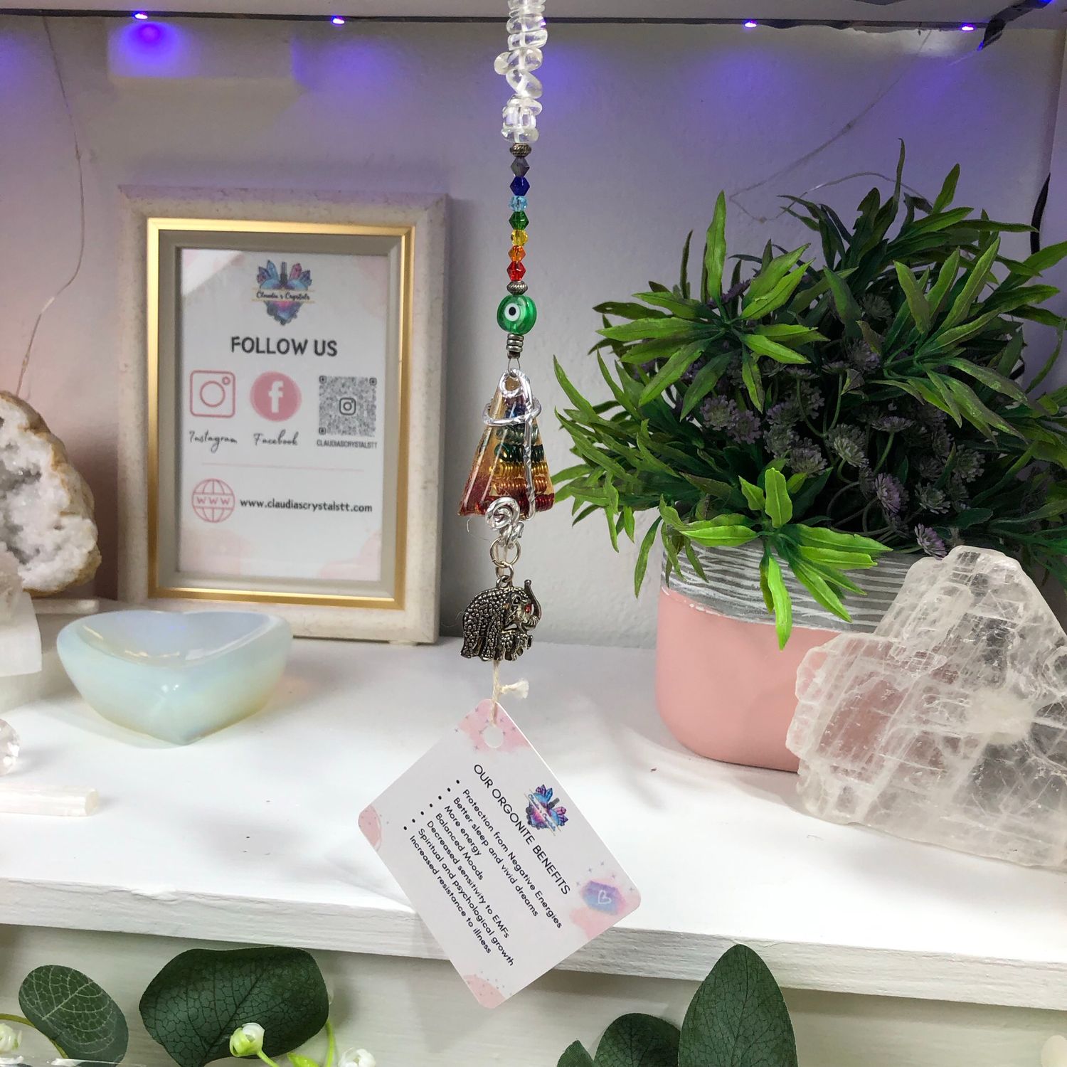 Chakra Orgonite Hanging Charm with Mother & Baby Elephant Chakra Orgonite Hanging Charm with Mother & Baby Elephant