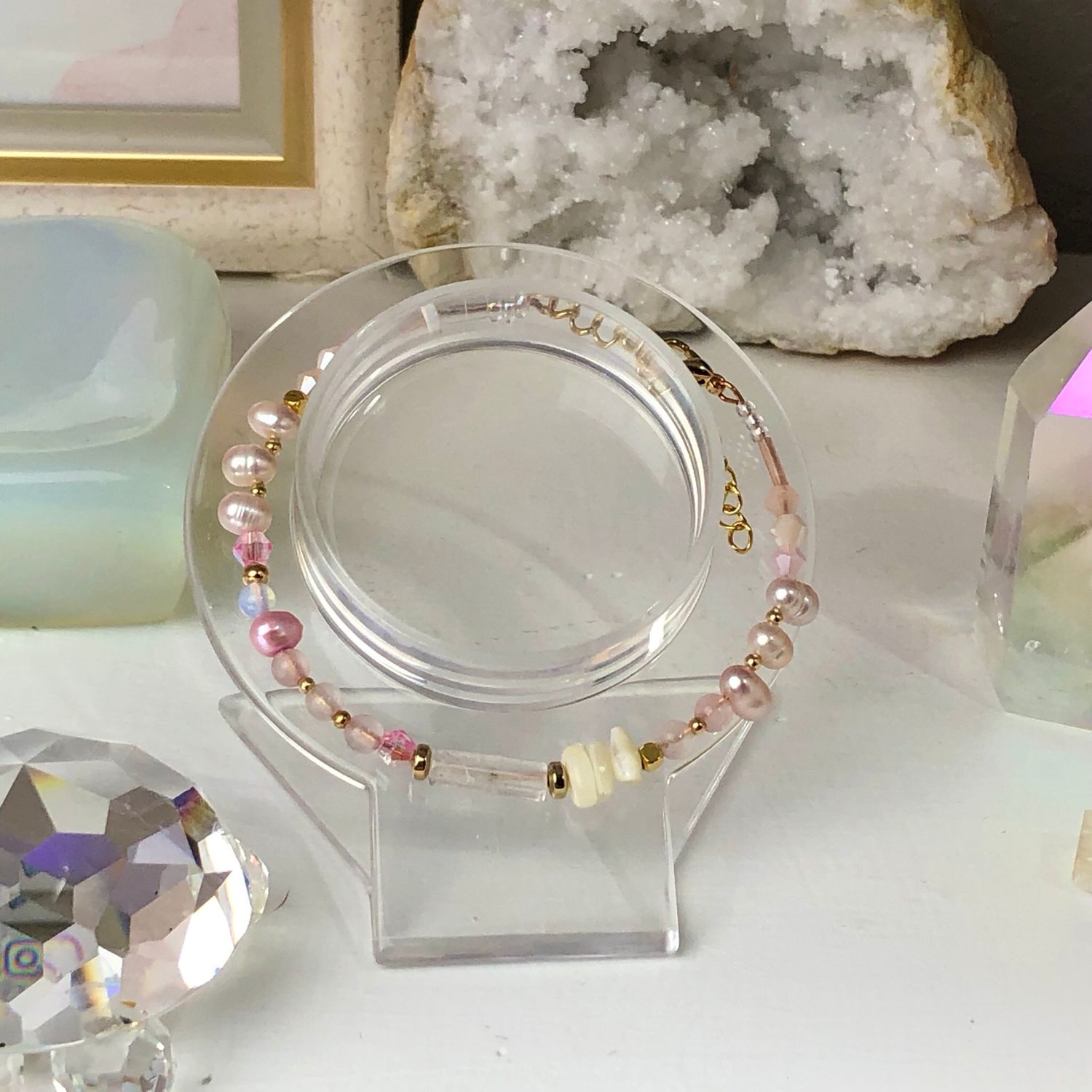 ROSE QUARTZ - Dainty Bangle - Gold Plated ROSE QUARTZ - Dainty Bangle - Gold Plated