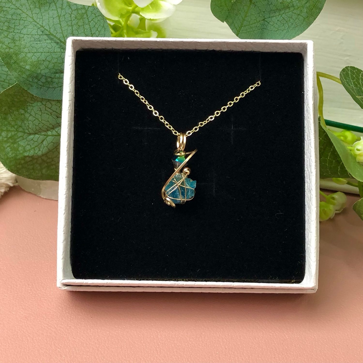NATURAL BLUE APATITE - Crystal Therapy Pendant - 14k Gold Filled