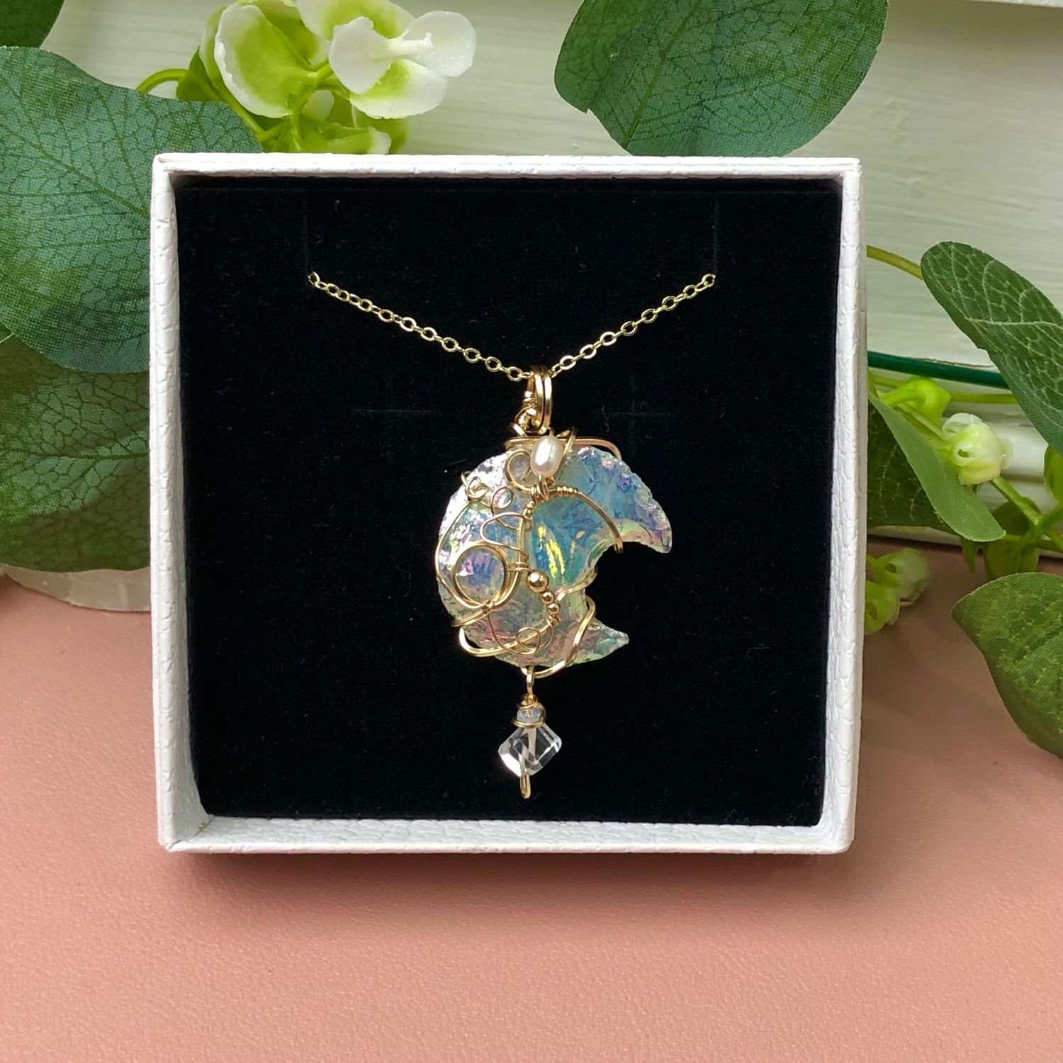 ANGEL AURA OPALITE - Crystal Therapy Pendant - 14k Gold Filled ANGEL AURA OPALITE - Crystal Therapy Pendant - 14k Gold Filled