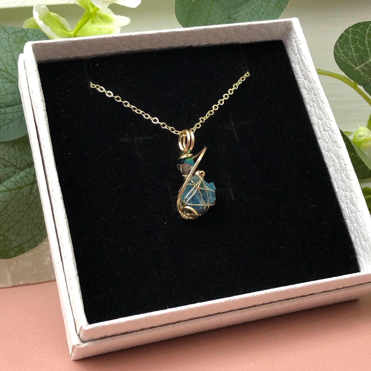 NATURAL BLUE APATITE - Crystal Therapy Pendant - 14k Gold Filled NATURAL BLUE APATITE - Crystal Therapy Pendant - 14k Gold Filled