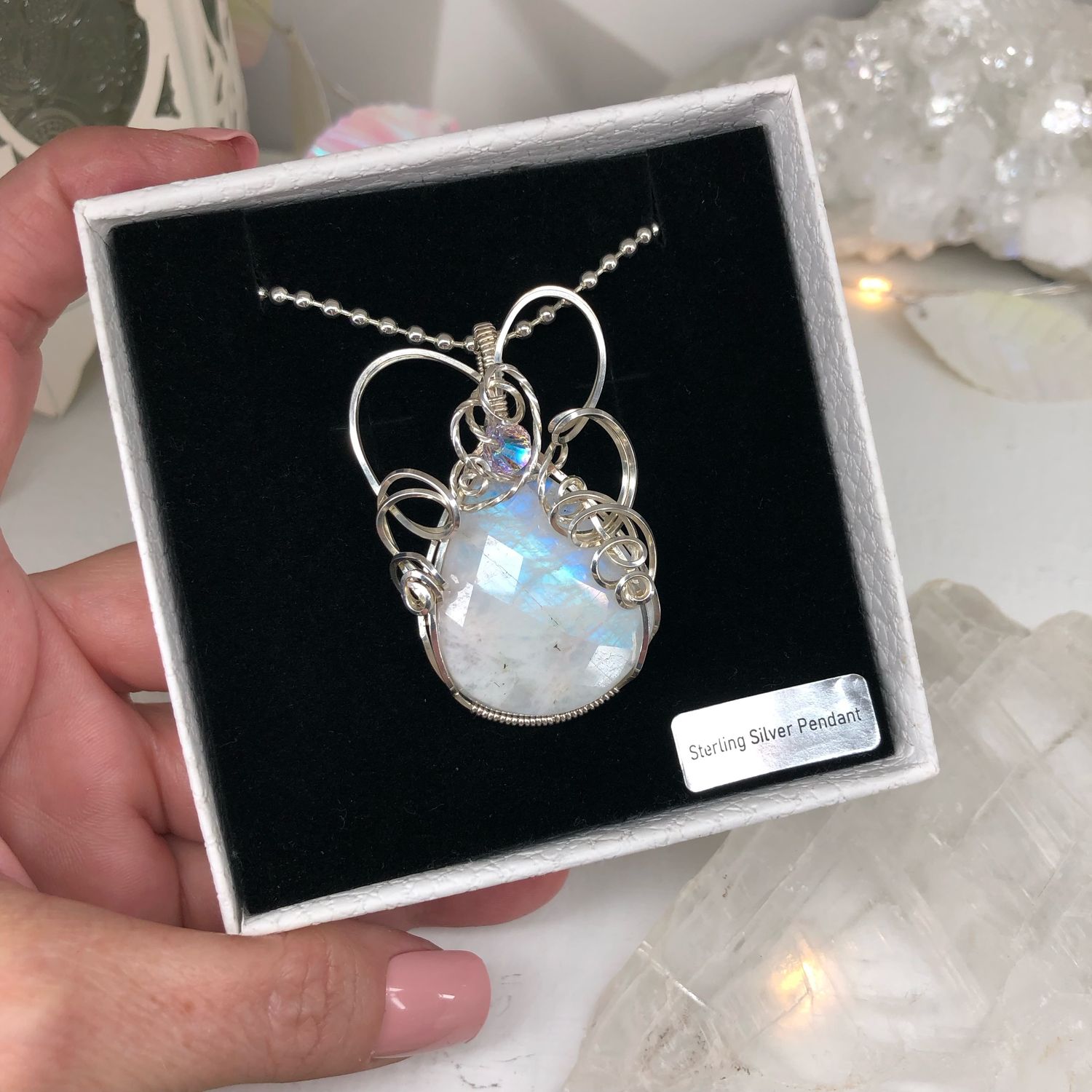 RAINBOW MOONSTONE (faceted) - Sterling Silver - Gemstone Crystal Therapy Pendant