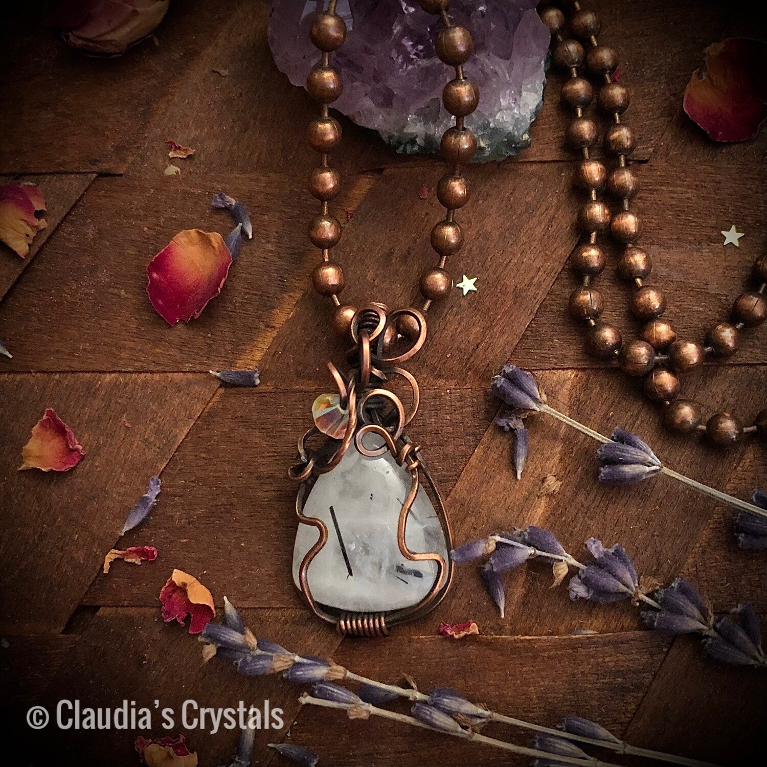 TOURMALINATED QUARTZ - Gemstone Pendant TOURMALINATED QUARTZ - Gemstone Pendant