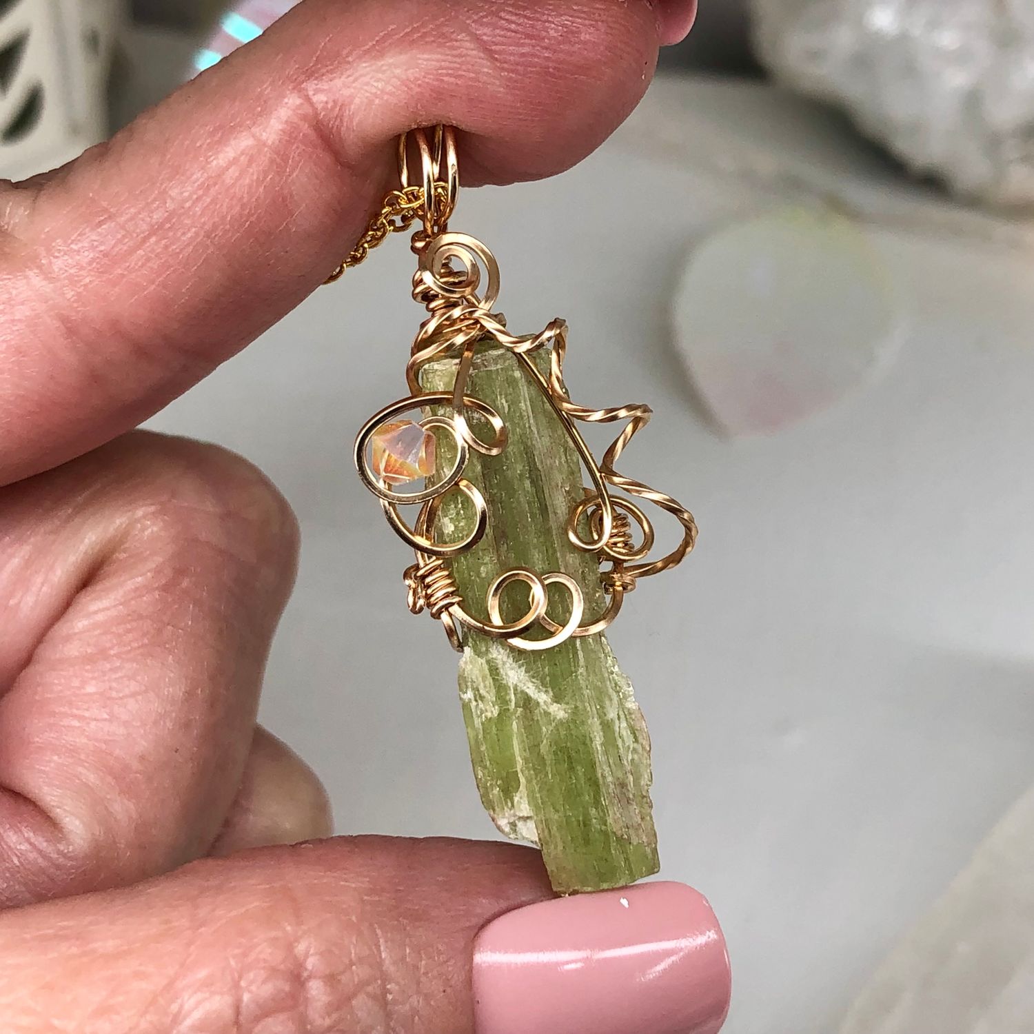 GREEN KYANITE SHARD - 14k Gold Filled - Gemstone Crystal Therapy Pendant