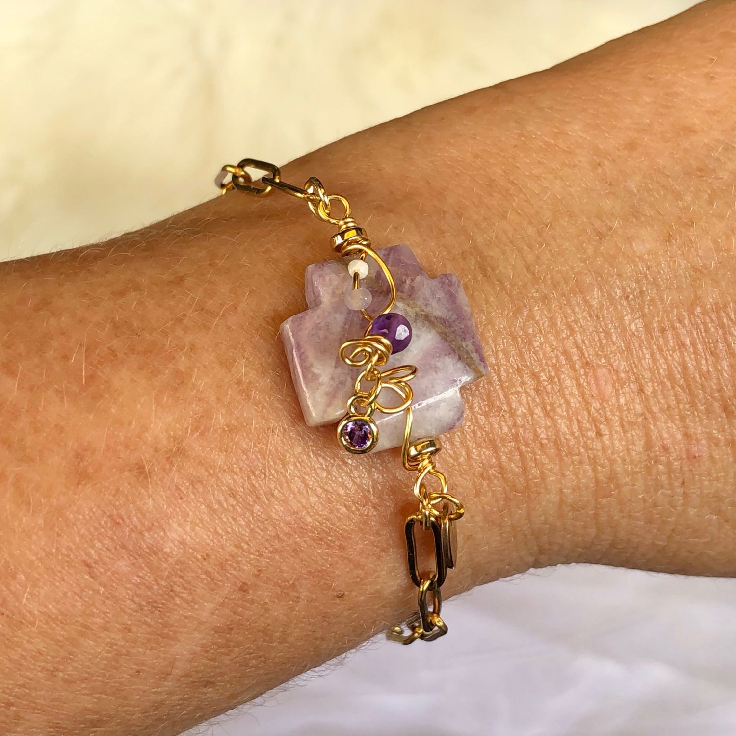 SUGILITE - Gemstone Adjustable Bracelet - 18k Gold Plated