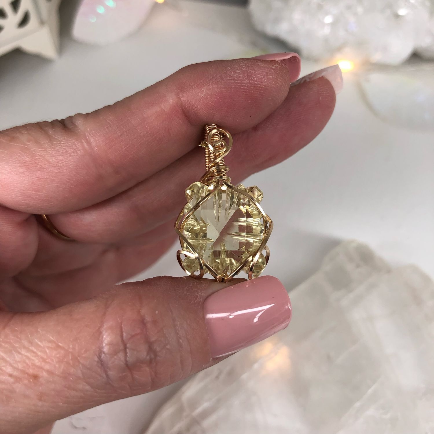 LEMON QUARTZ - Gem Quality - 14k Gold Filled - Crystal Therapy Pendant