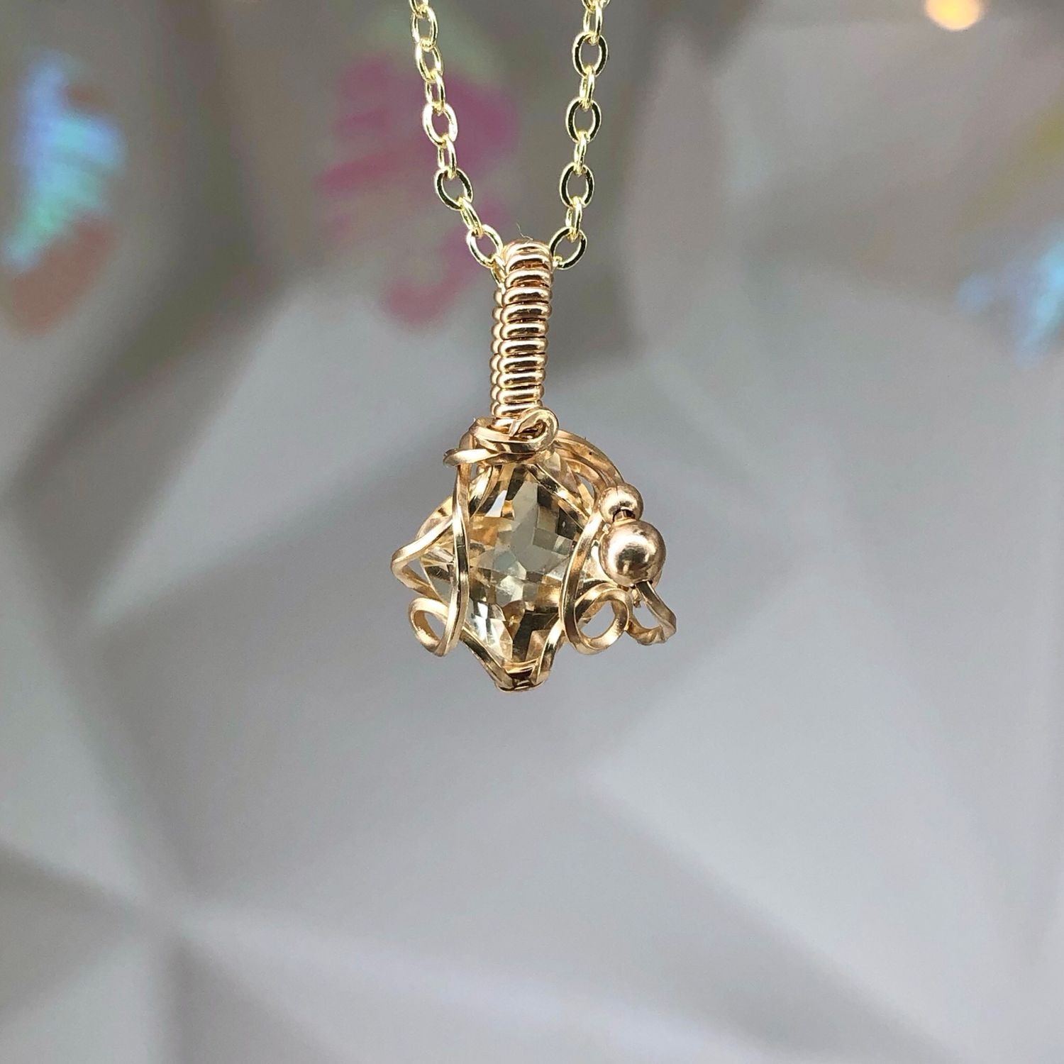 CITRINE - Gem Quality - 14k Gold Filled - Gemstone Crystal Therapy Pendant CITRINE - Gem Quality - 14k Gold Filled - Gemstone Crystal Therapy Pendant