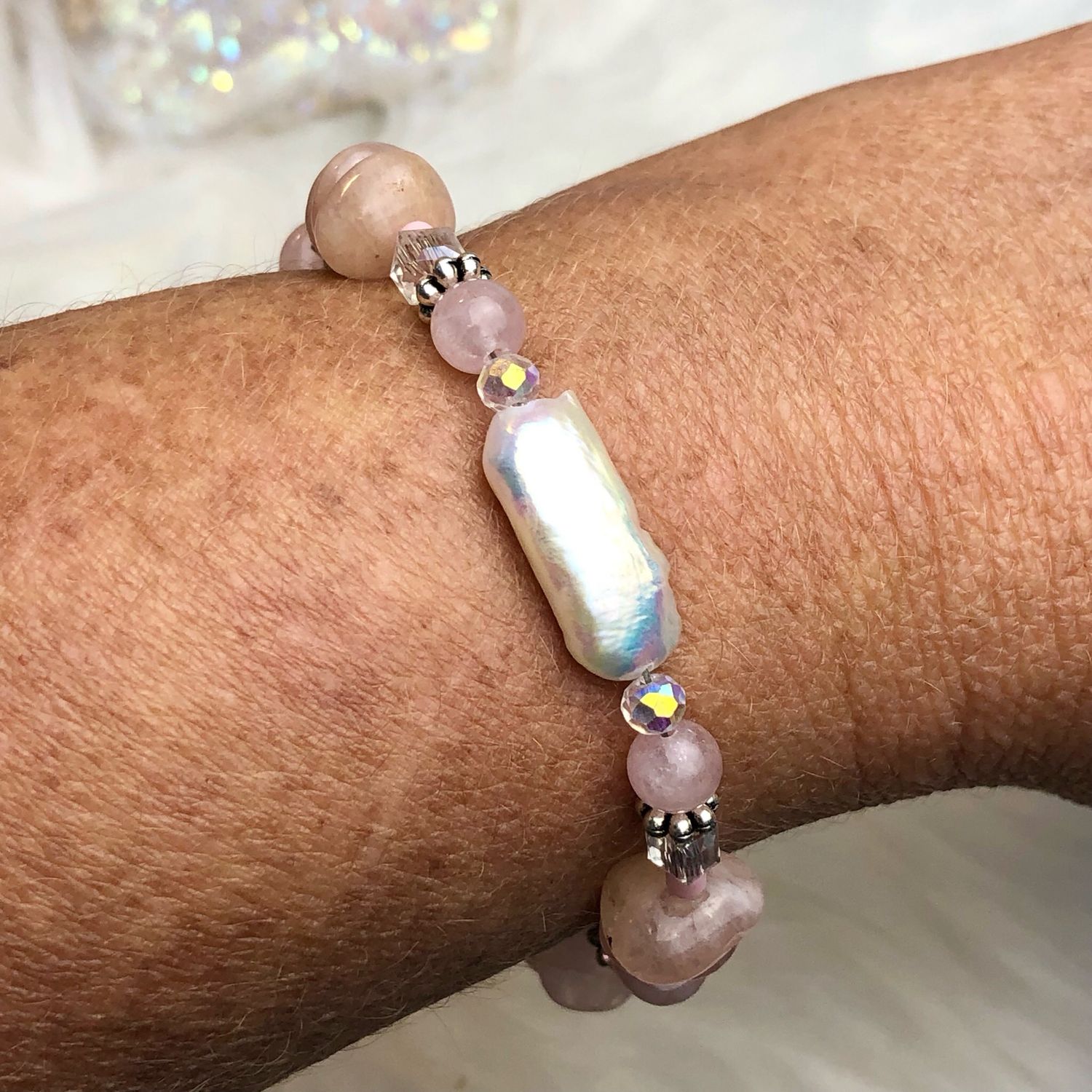 PINK MORGONITE WITH BIWA PEARL - Gemstone Adjustable Bracelet - Silver Plated