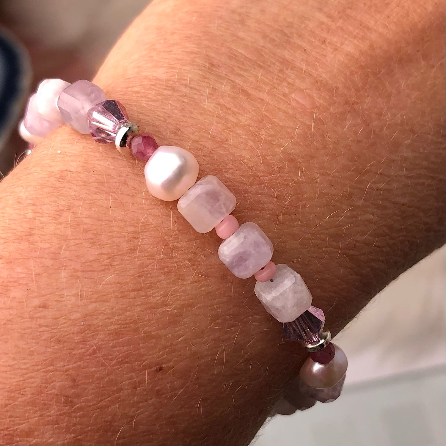 PINK KUNZITE, PINK TOURMALINE &amp; PEARLS - Adjustable Crystal Therapy Bracelet