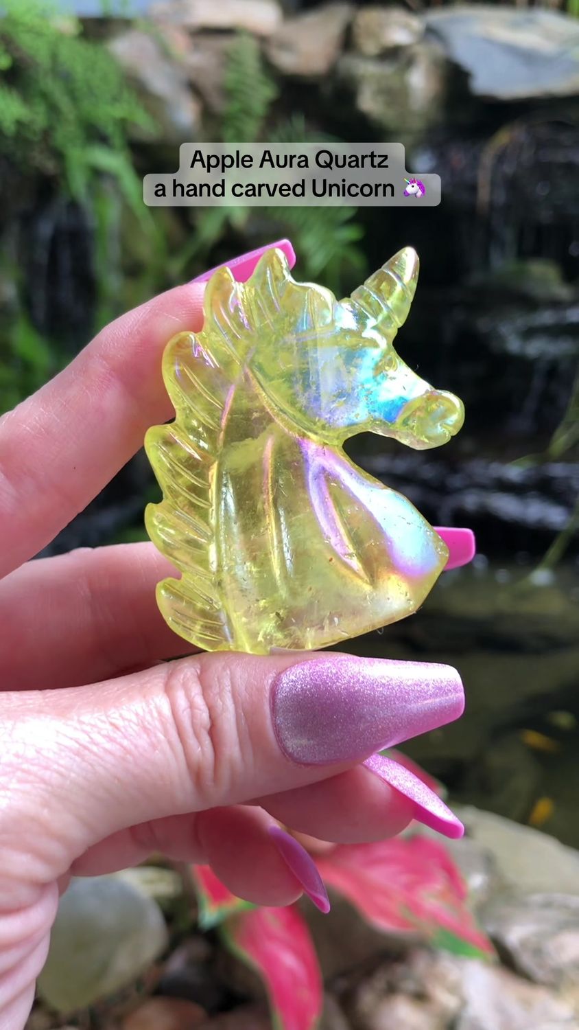 APPPLE AURA QUARTZ - Hand Carved Unicorn