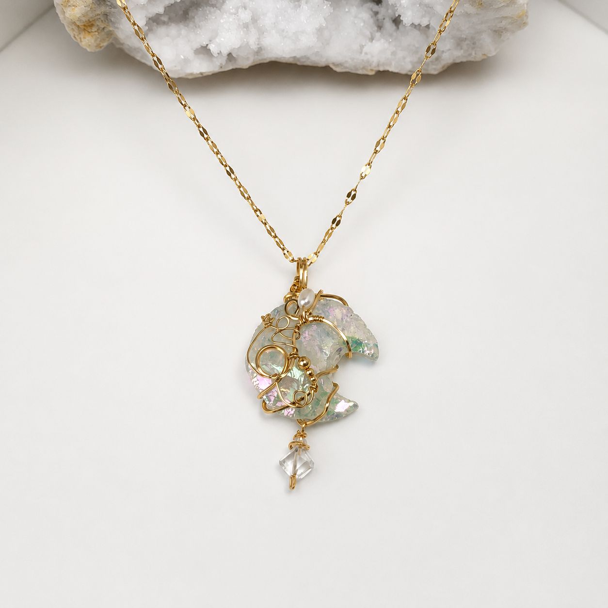 ANGEL AURA OPALITE - Crystal Therapy Pendant - 14k Gold Filled ANGEL AURA OPALITE - Crystal Therapy Pendant - 14k Gold Filled
