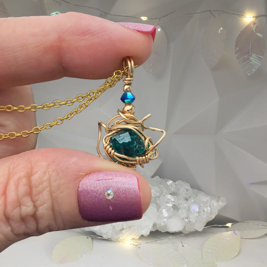 NATURAL DIOPTASE - Crystal Therapy Pendant - 14k Gold Filled