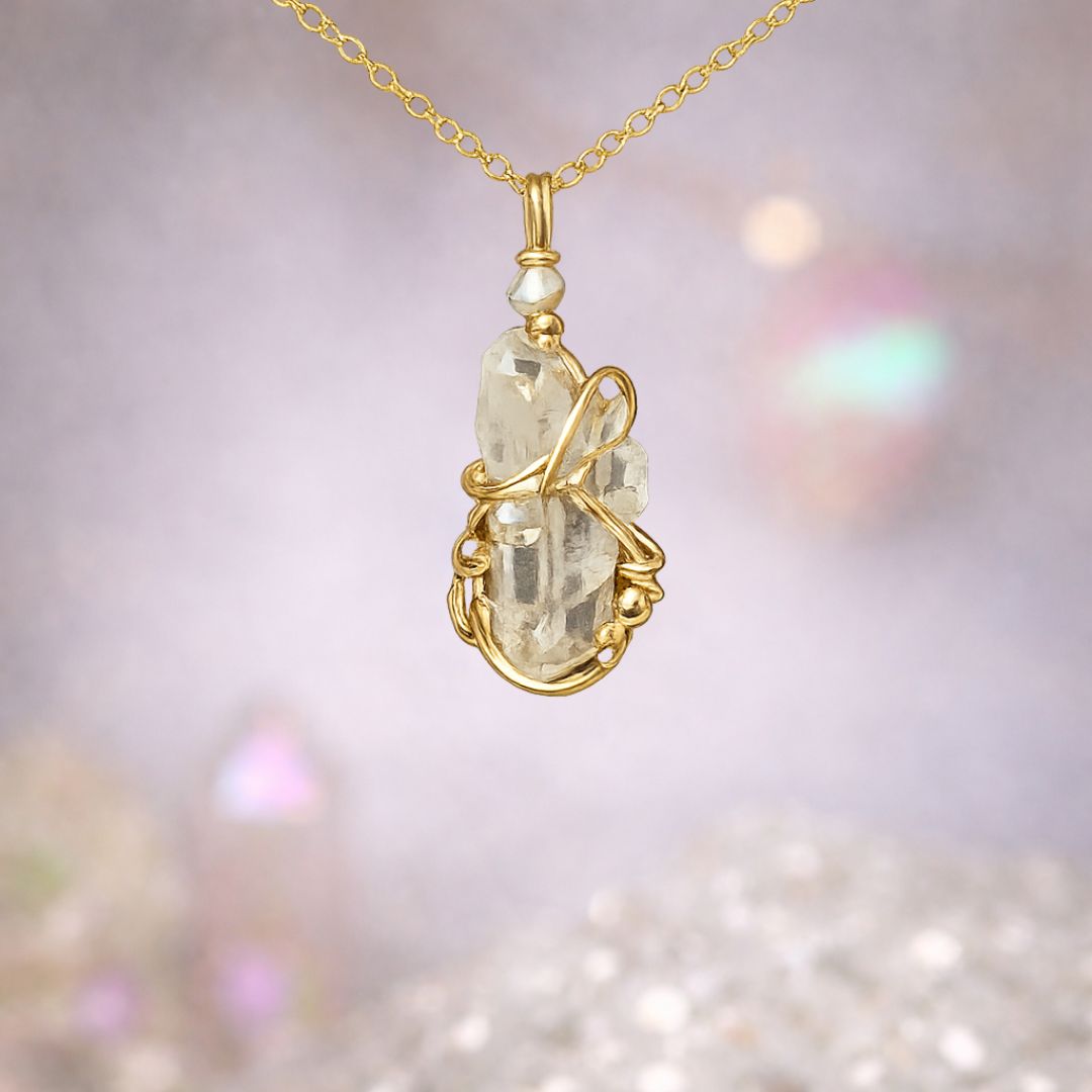 DOLPHIN QUARTZ - Crystal Therapy Pendant - 14k Gold Filled