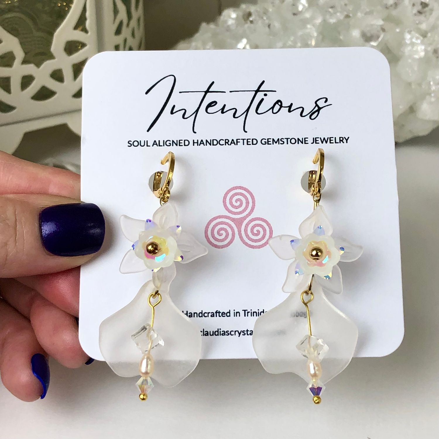 Clear Quartz Cube &amp; Fresh Water Pearls - Blossoms Collection