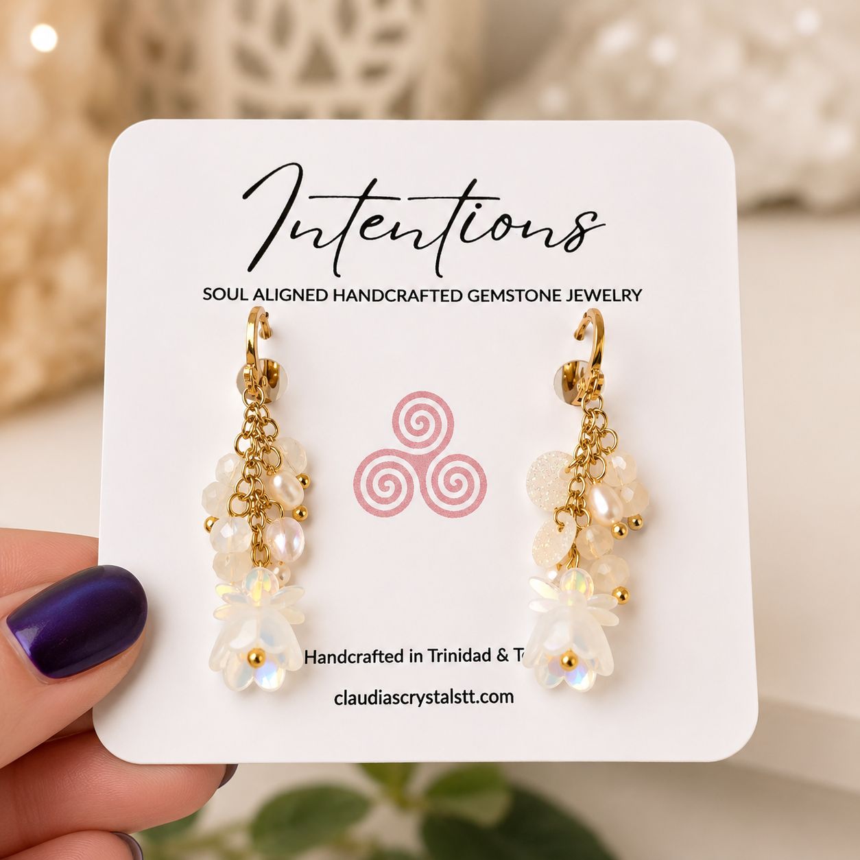 RAINBOW MOONSTONE &amp; PEARLS - Crystal Therapy Earrings
