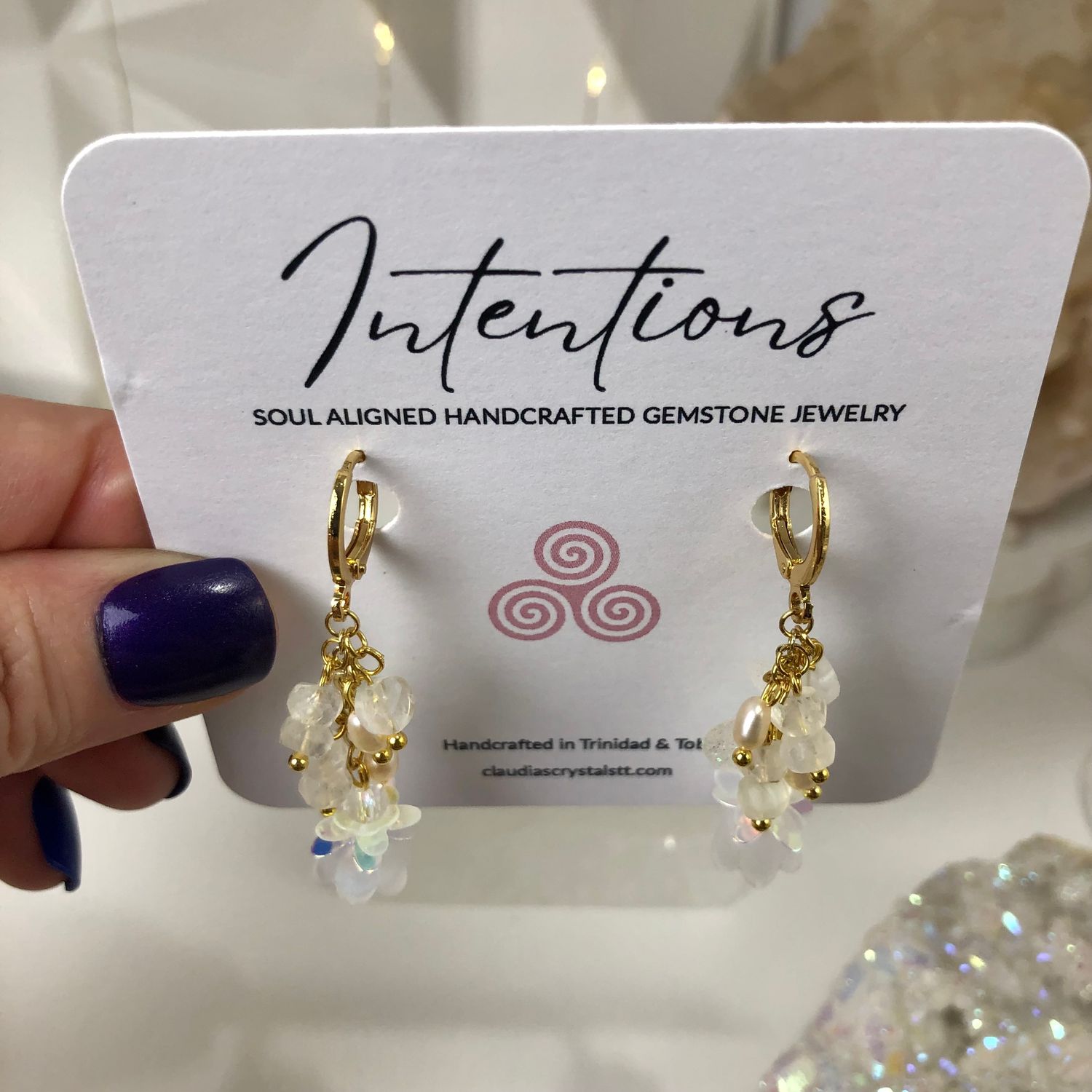 RAINBOW MOONSTONE &amp; PEARLS - Crystal Therapy Earrings