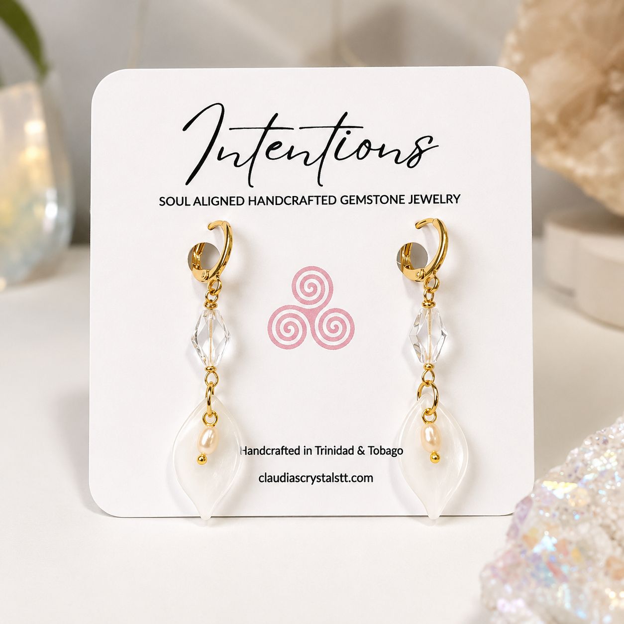 QUARTZ &amp; PEARLS WITH ANTHURIUMS - Crystal Therapy Earrings