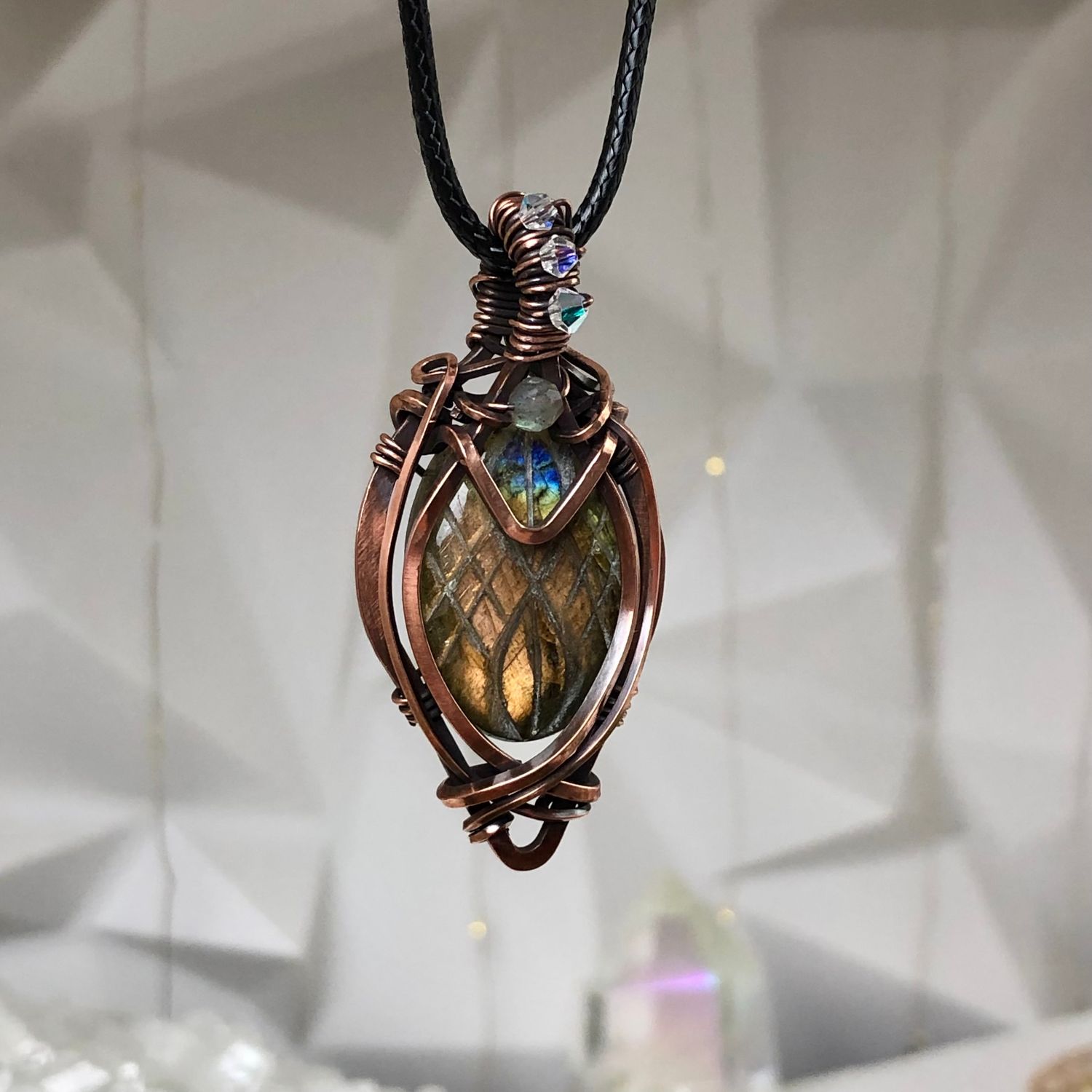 LABRADORITE - Crystal Therapy Pendant - Antiqued Copper LABRADORITE - Crystal Therapy Pendant - Antiqued Copper