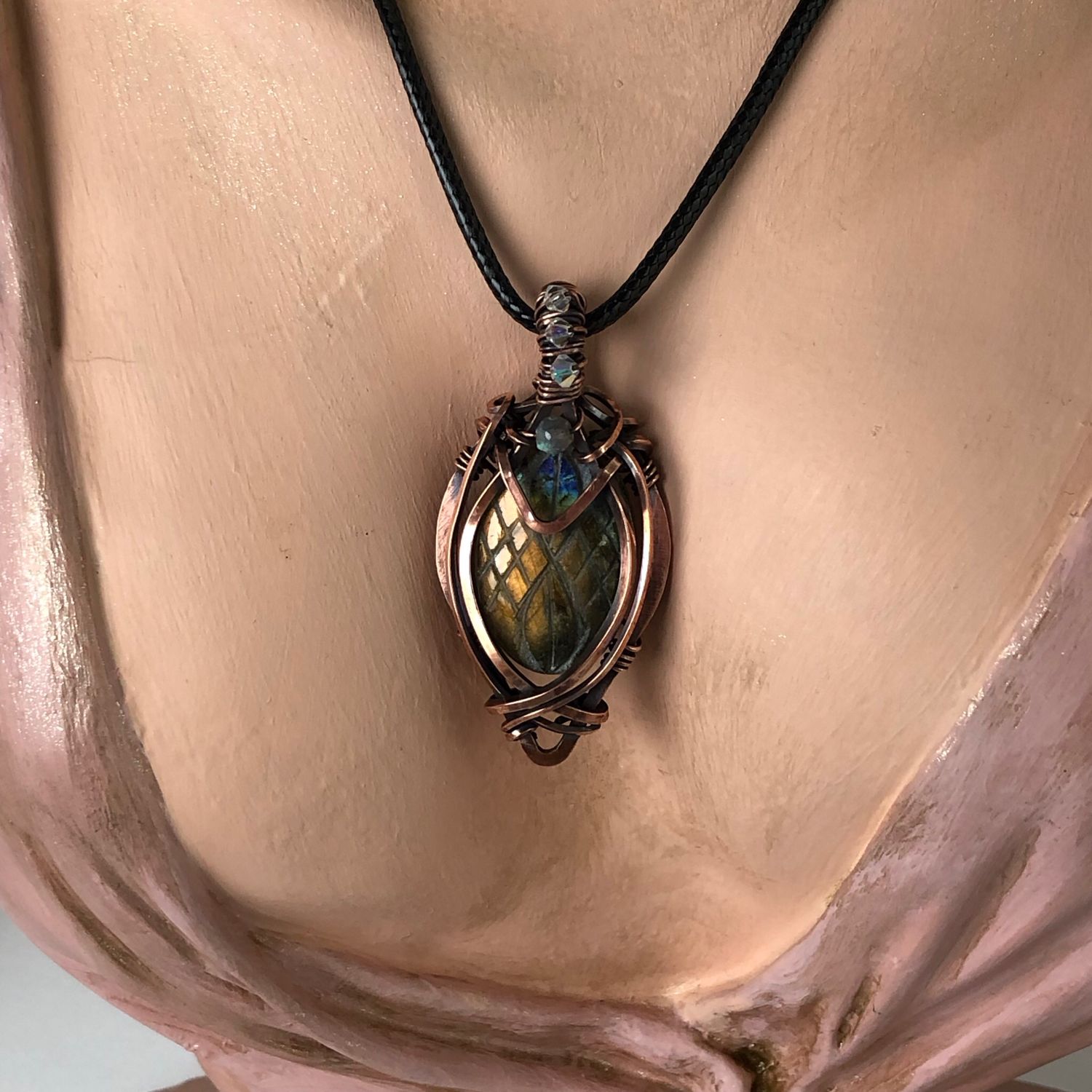 LABRADORITE - Crystal Therapy Pendant - Antiqued Copper