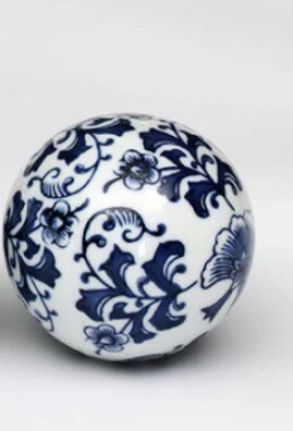 Set of 6 Blue &amp; White Chinoiserie Ceramic  Balls