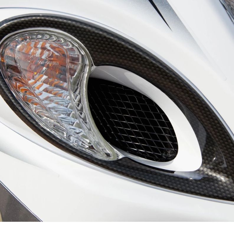 Entrées d'air look carbone