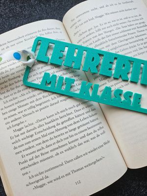 Lesezeichen Lehrerin mit Klasse | 3D Druck Lesezeichen Lehrerin mit Klasse | 3D Druck