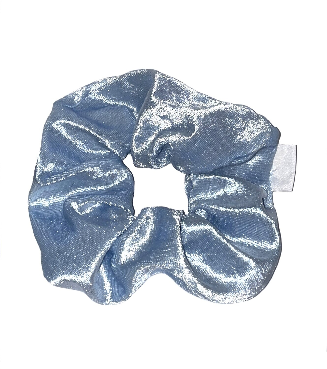 Light blue velvet scrunchie 🌊
