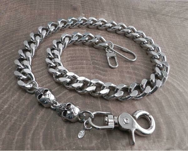 CUT LEASH WALLET CHAIN WITH SKULL