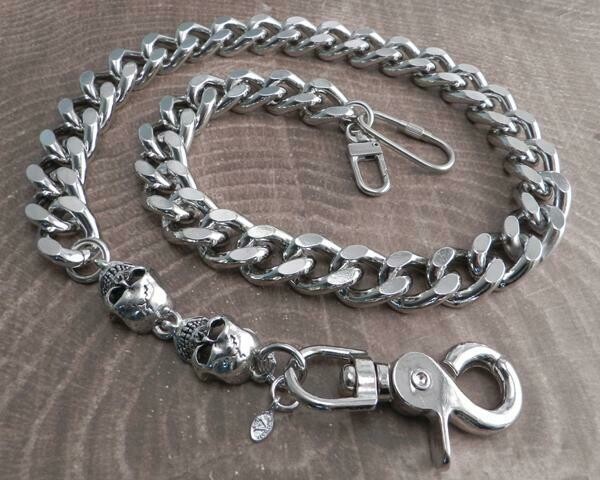 MONSTER SKULL & LEASH WALLET CHAIN