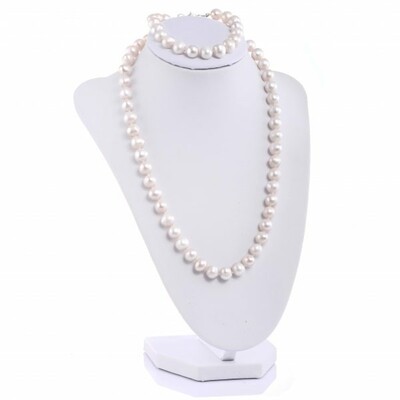 Colier din perle roz handmade