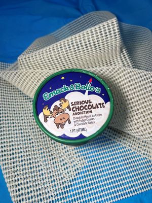Emack & Bolio's 朱古力碎朱古力醬口味 Serious Chocolate Addiction Ice Cream