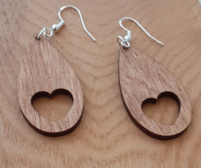 Teardrop heart earrings