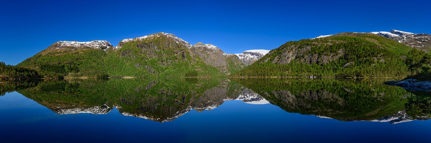 Skilbreidsvatnet i Hyen.