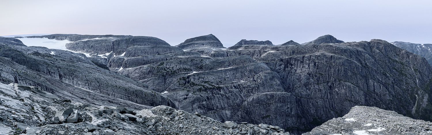 Nedstigninga frå Gjegnabu mot Hope