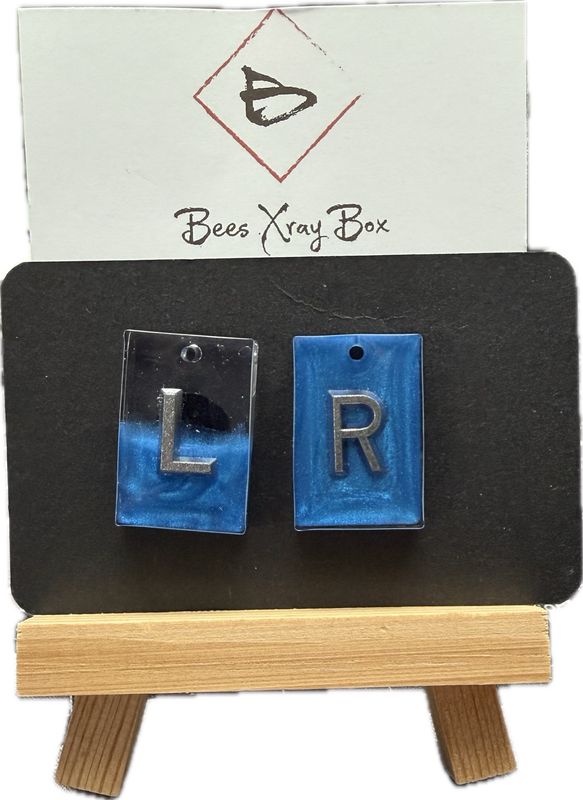 Röntgenbuchstabe / Xray Marker Blau/Durchsichtig Unikat 6 Röntgenbuchstabe / Xray Marker Blau/Durchsichtig Unikat 6