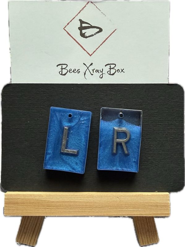 Röntgenbuchstabe / Xray Marker Blau/Durchsichtig Unikat 1 Röntgenbuchstabe / Xray Marker Blau/Durchsichtig Unikat 1