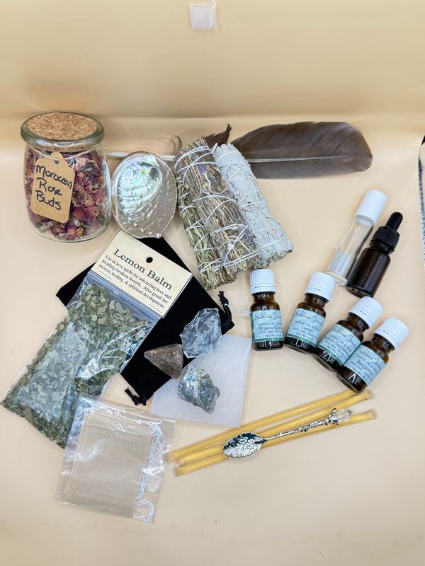 Living by the Moon Intention Set
