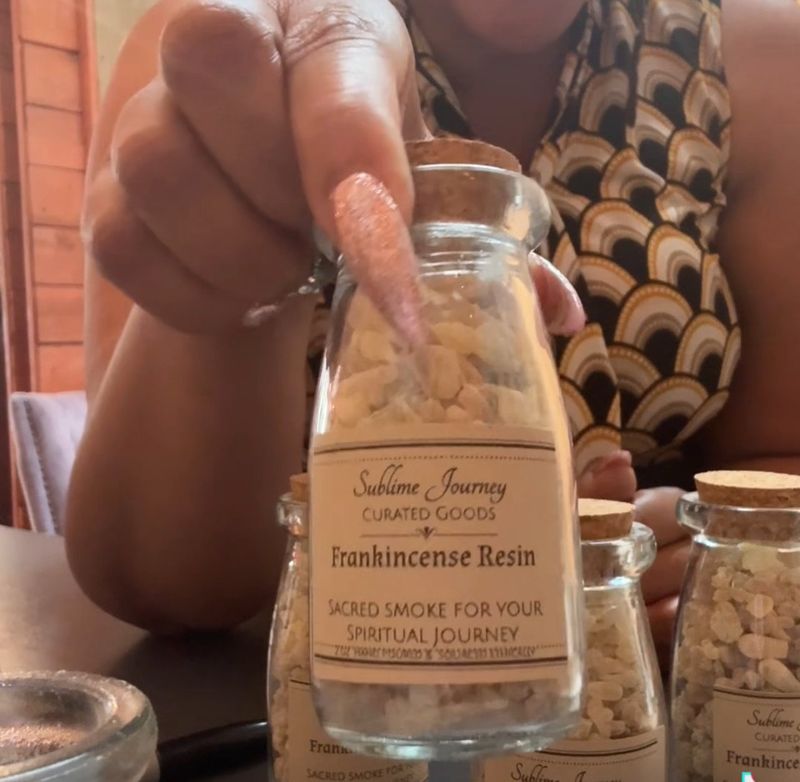 SJ House Resin - Frankincense