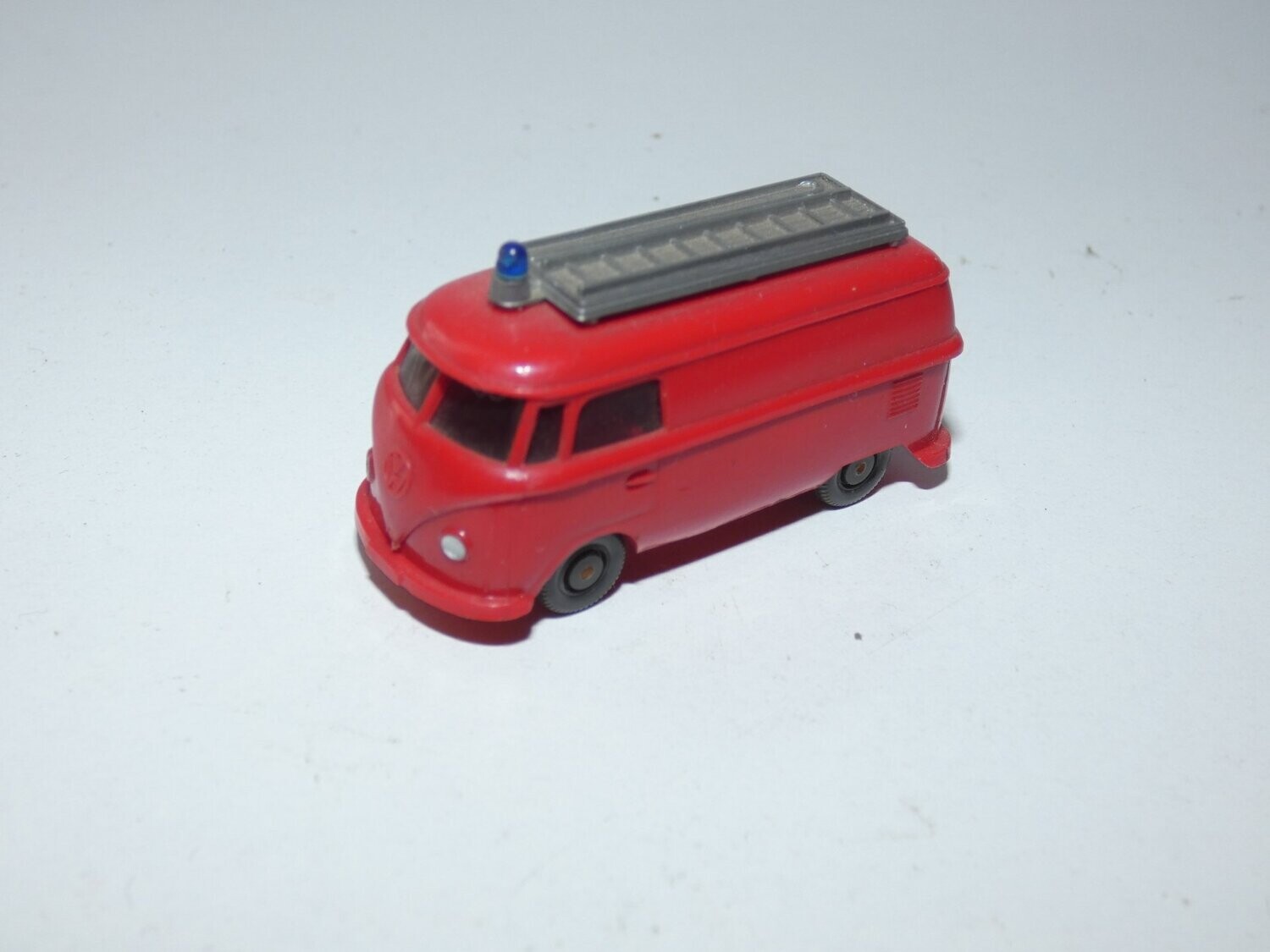 VW T1 Bulli Feuerwehr  in 1:87 von  Wiking