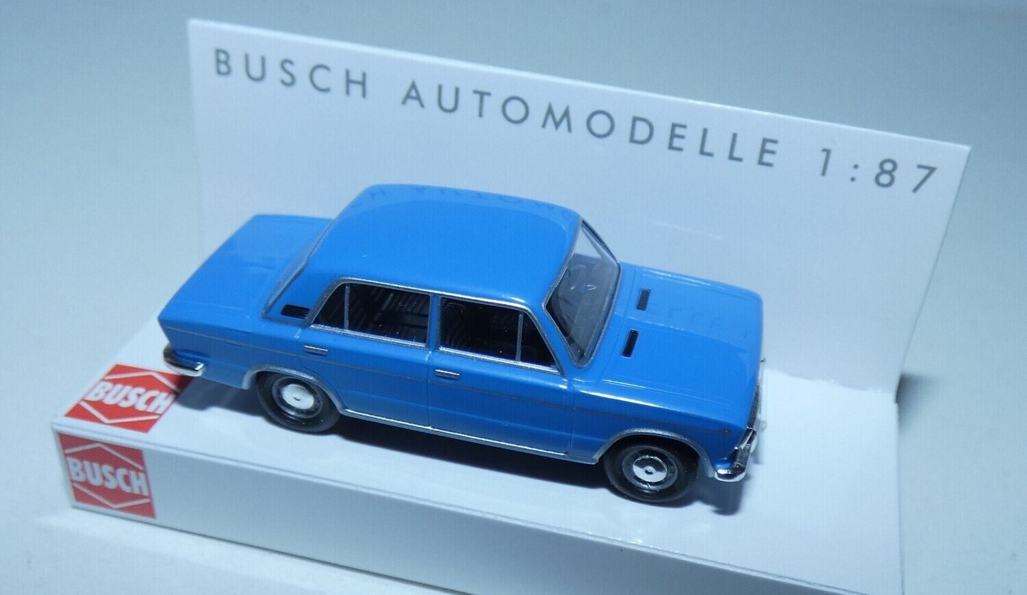 Lada 1500 blau 1:87 H0